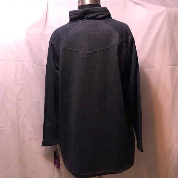 New! Snuggly soft 2X pullover NWT - Picture 2 of 3